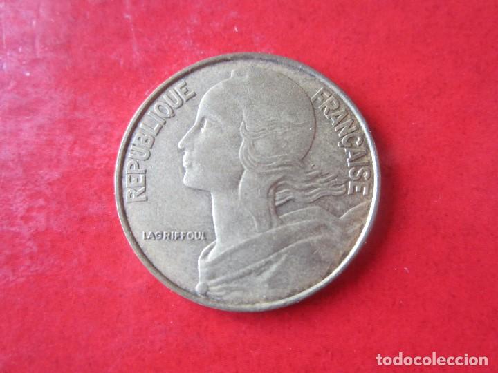 Monedas antiguas de Europa: Francia. 20 centimos de 1982 - Foto 2