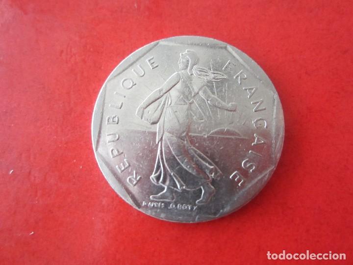 Monedas antiguas de Europa: Francia. 2 francos de 1983 - Foto 2