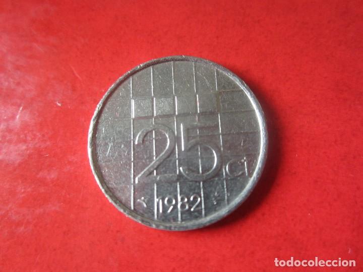 Monedas antiguas de Europa: Holanda. 25 centimos de 1982 - Foto 2