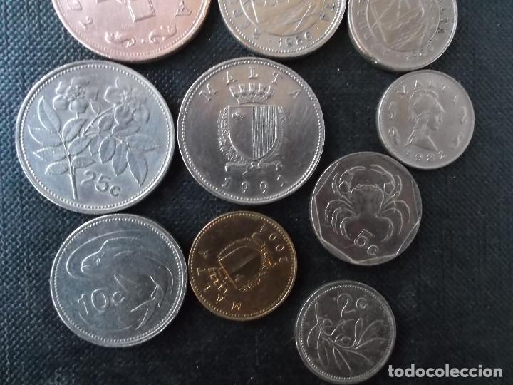 Monedas antiguas de Europa: monedas de Malta diferentes decadas - Foto 4