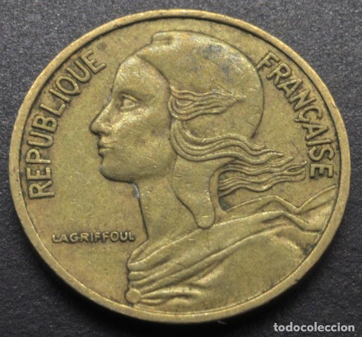 Monedas antiguas de Europa: Francia, 5 c&eacute;ntimos 1983 - Foto 1