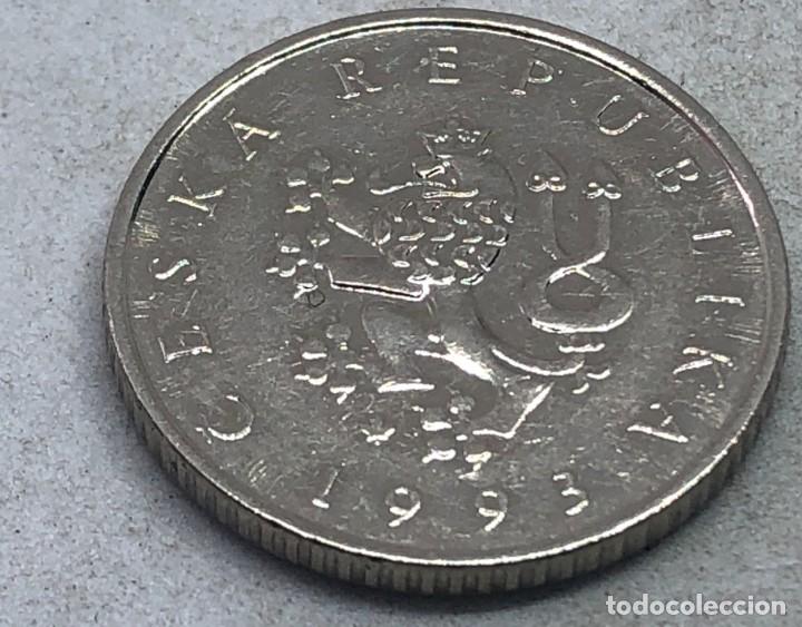 Monete antiche di Europa: Moneda 1993. 1 Koruna. Rep&uacute;blica Checa. KM 7. MBC.