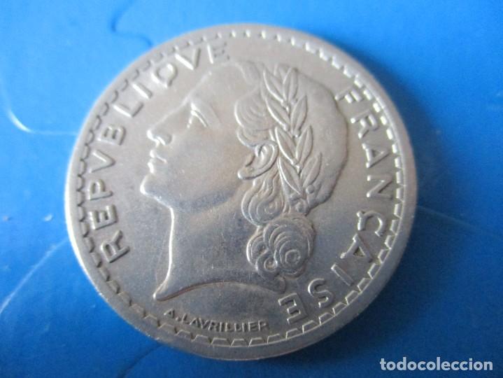 Monedas antiguas de Europa: Francia. 5 francos 1949 - Foto 2