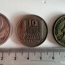 Monedas antiguas de Europa: TRES MONEDAS FRANCESAS ANTIGUAS