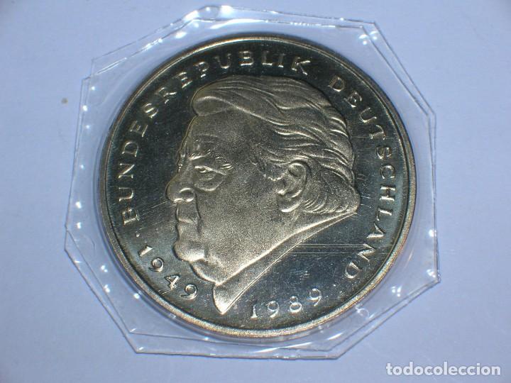 Alte M&uuml;nzen aus Europa: ALEMANIA- 2 MARCOS STRAUSS 2000 G (6781)