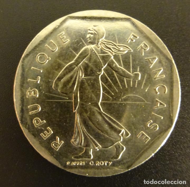 Monedas antiguas de Europa: FRANCIA 2 FRANC 1982 - Foto 1