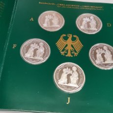 Monedas antiguas de Europa: 10 MARCOS DE PLATA DE ALEMANIA DEL AÑO 2000-A-D-G-F-J.CARPETA OFICIAL COMPLETA.PROOF. Lote 399989044