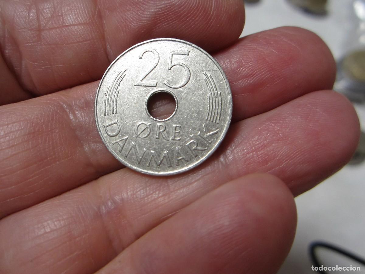 Monedas antiguas de Europa: MONEDA DE DINAMARCA DE 25 ORE DE 1975 - Foto 2