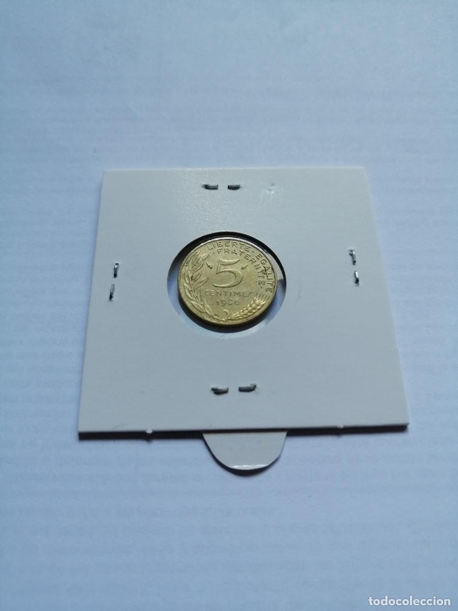 Monedas antiguas de Europa: Francia 5 Centimos 1986 - Foto 2