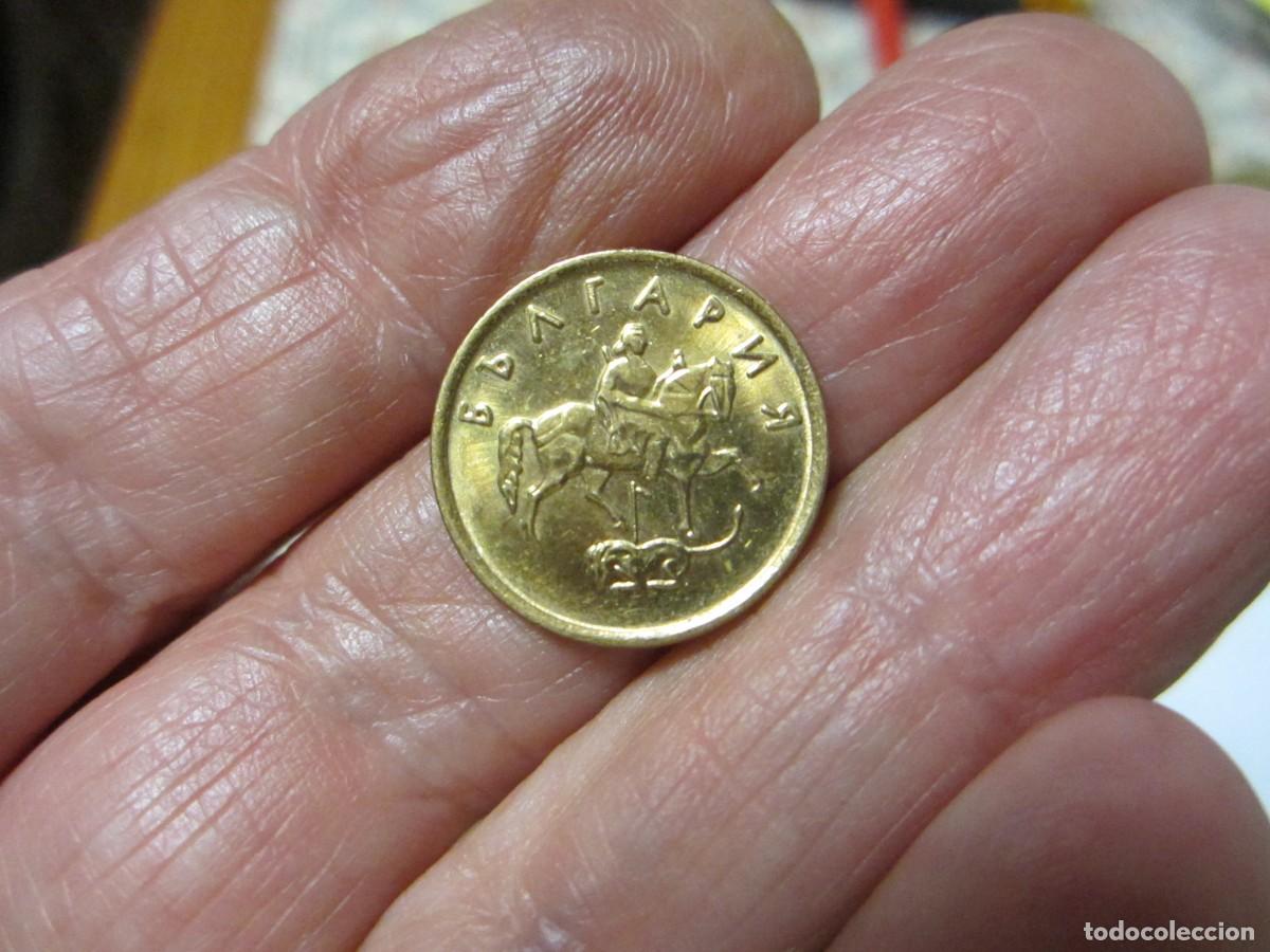 Monedas antiguas de Europa: MONEDA DE BULGARIA DE 2 STOTINKI DEL 2000 - Foto 1