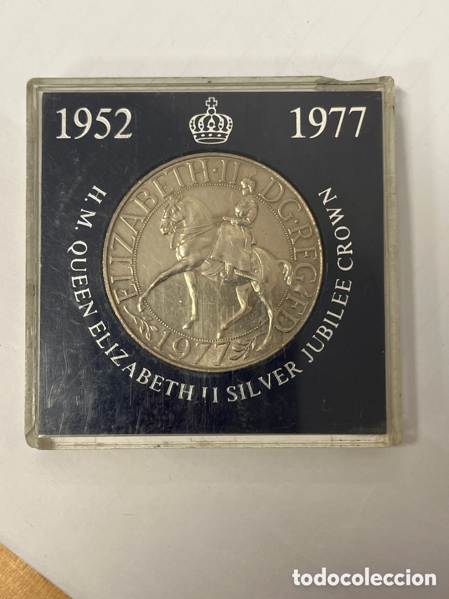 Monedas antiguas de Europa: H. M. Queen Elizabeth II silver jubilee crown. Trustee savings banc. 1952 1977