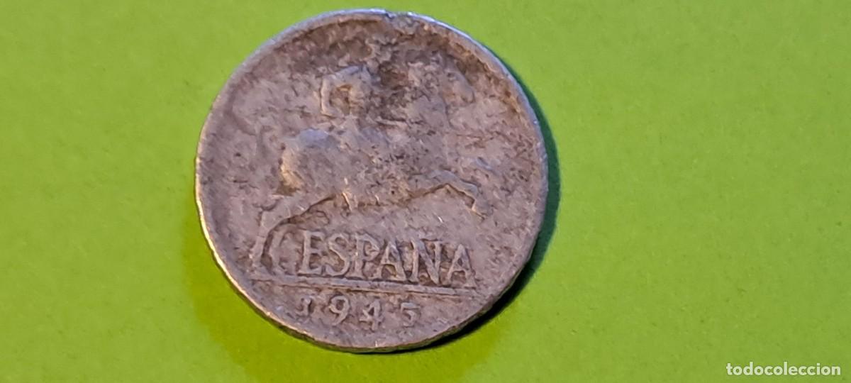 Monedas antiguas de Europa: ESPA&Ntilde;A MONEDA 5 CENTIMOS 1945 - Foto 1