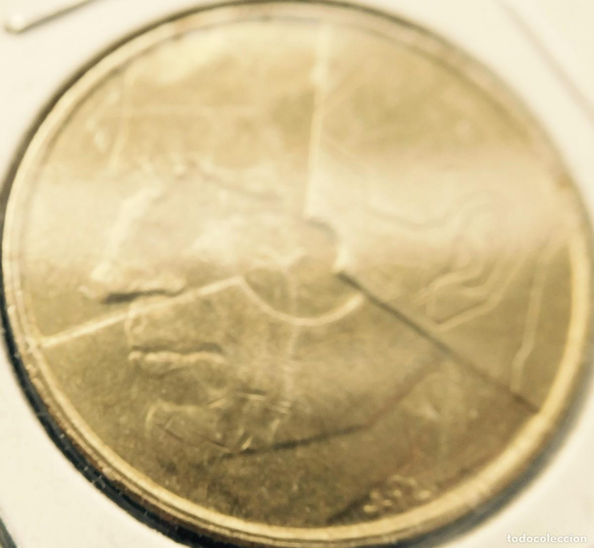 Monedas antiguas de Europa: Moneda de 5 Francos Belgas, de Balduino , 1987, bronce - Foto 2