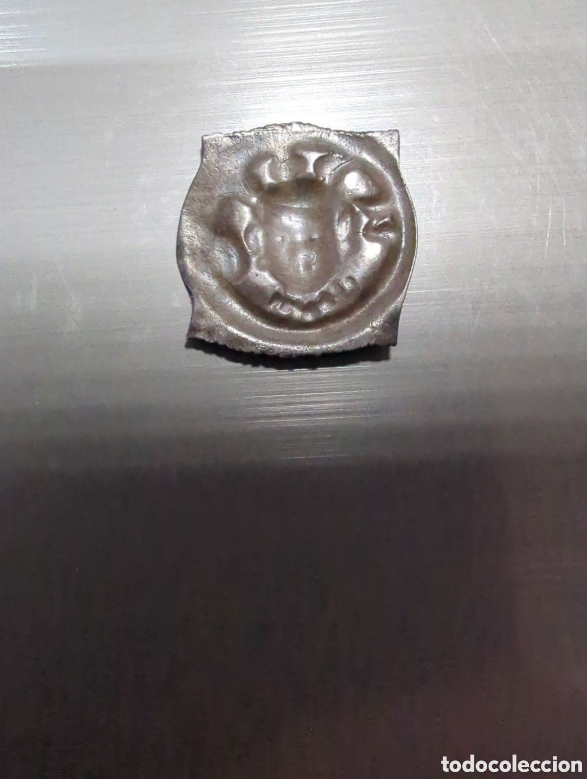 Monedas antiguas de Europa: Suiza 2 monedas bracteadas - Foto 9