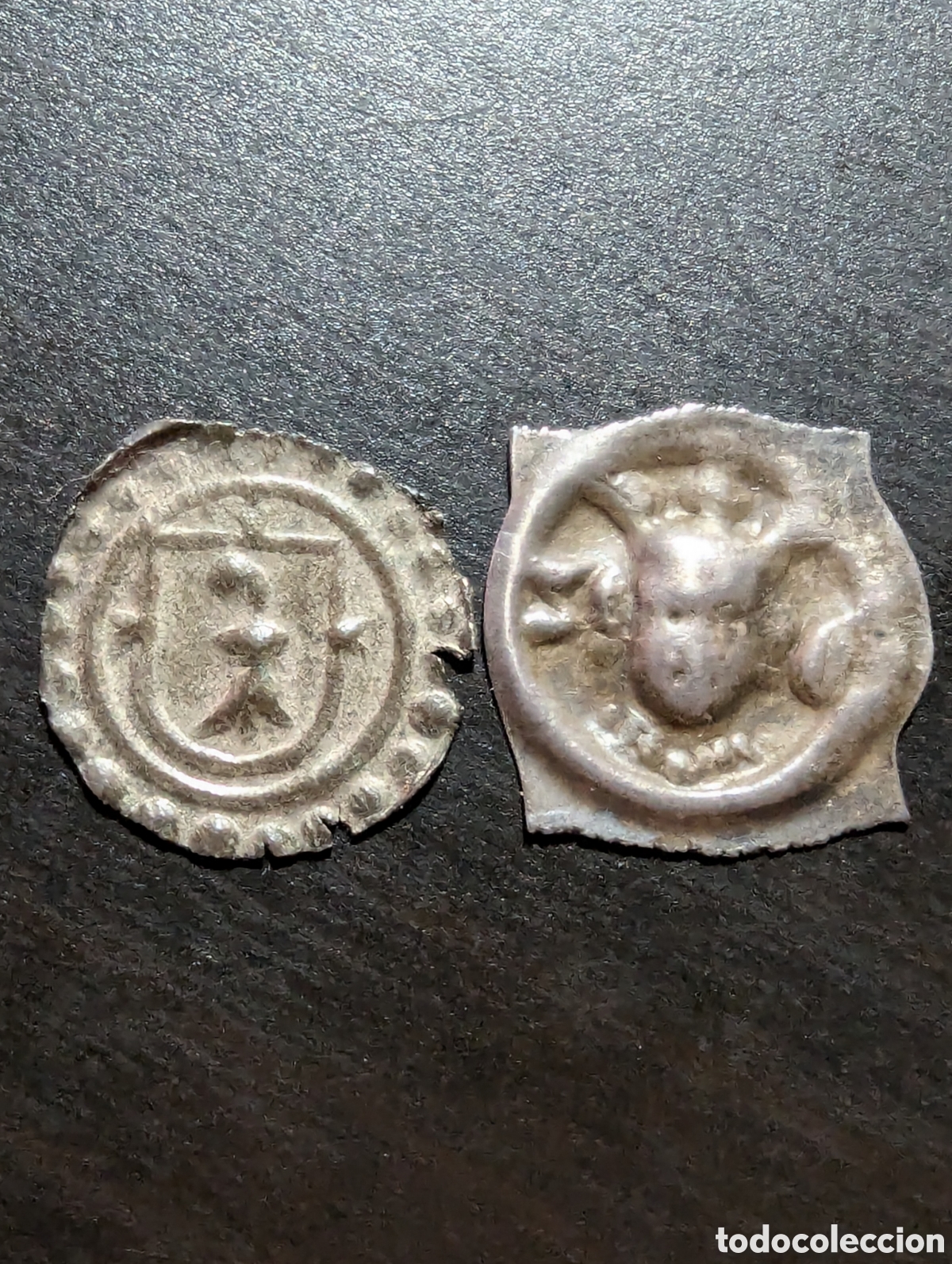 Monedas antiguas de Europa: Suiza 2 monedas bracteadas - Foto 1