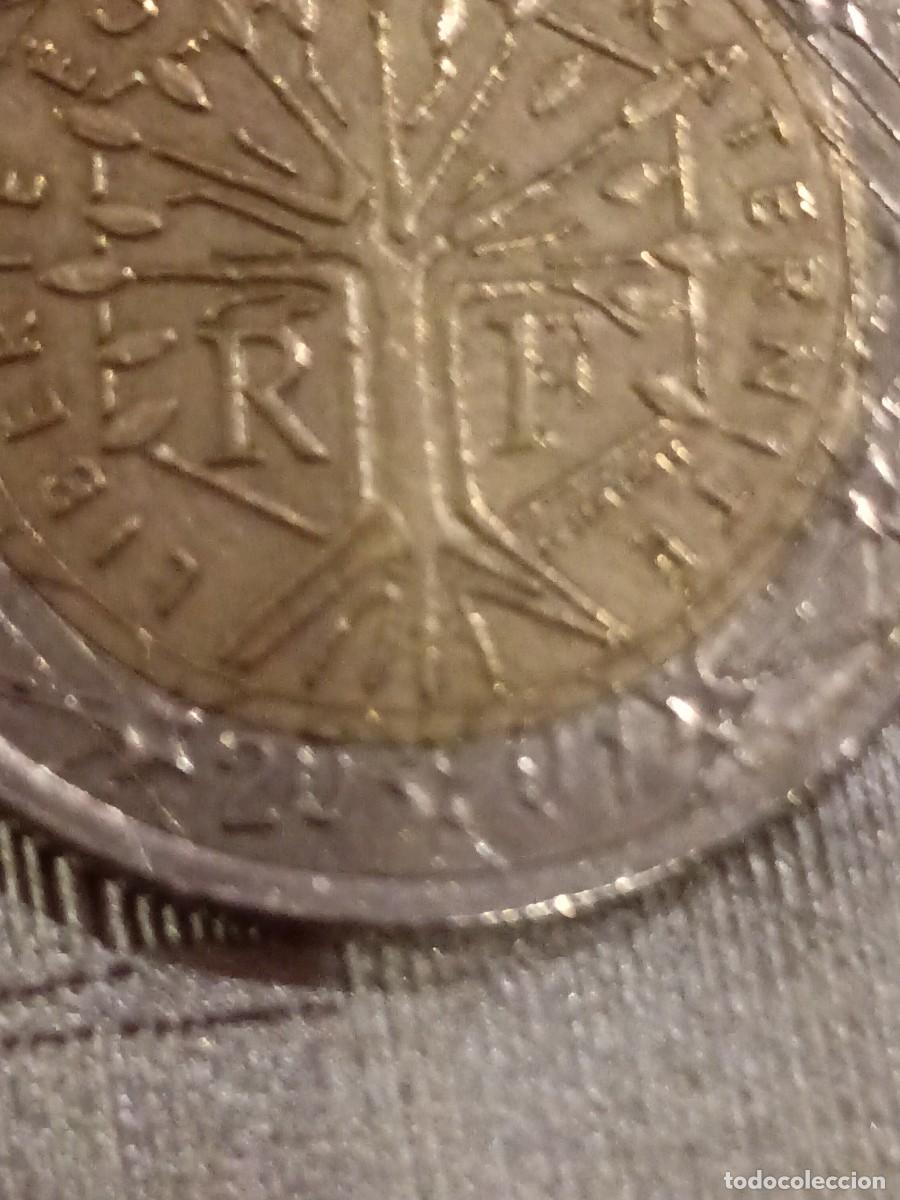 Monedas antiguas de Europa: Moneda de 2 euros francesa 2001 con error - Foto 3