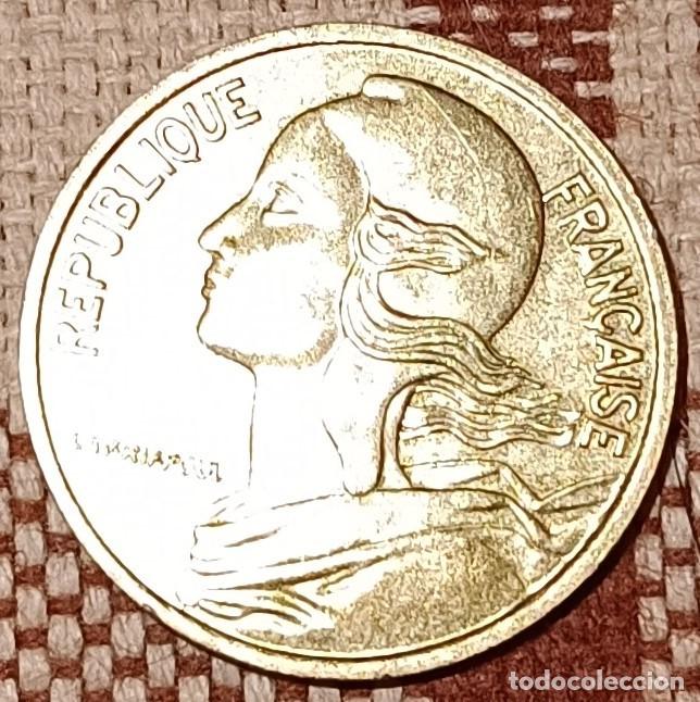 Monedas antiguas de Europa: Moneda de 5 centimes de 1979 - Francia - Foto 1