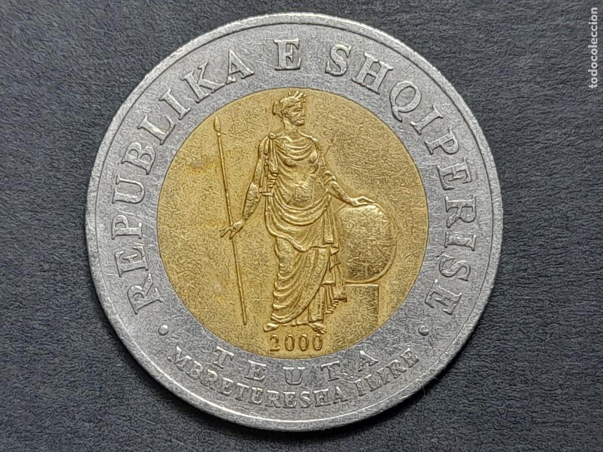 Old Coins of Europe: Moneda 100 Leke 2000 KM-80, Reina Teuta de Llliria, Rep&uacute;blica de Albania Shqiperise, calidad BC