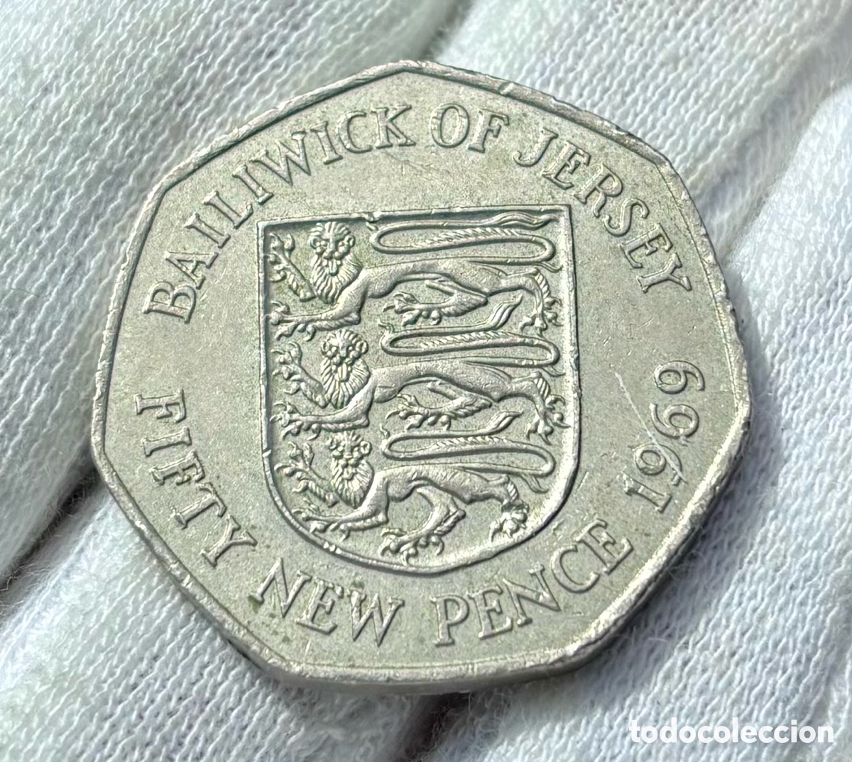 Moedas antigas da Europa: Moneda JERSEY 50 Peniques 1969. Pence