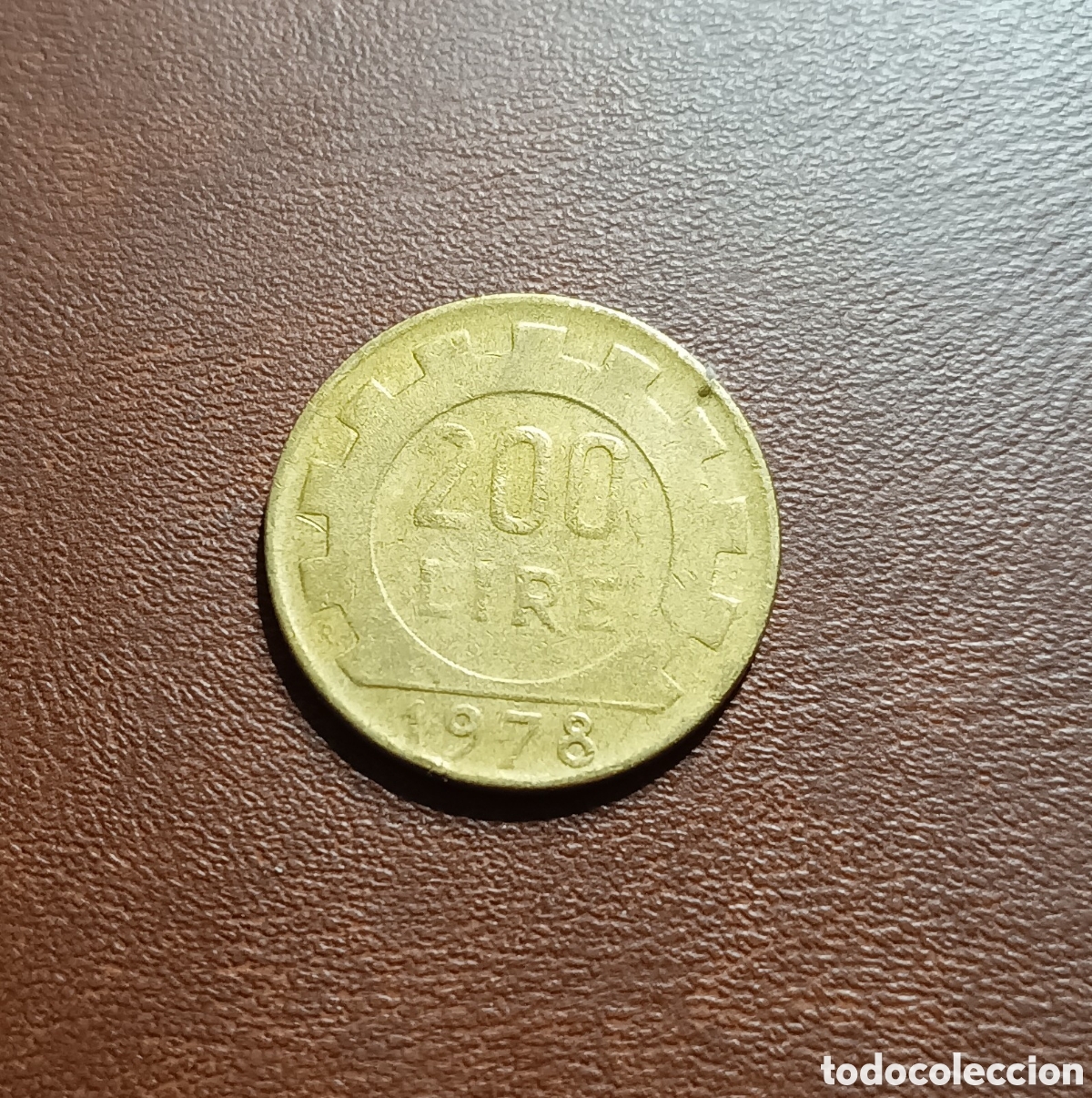 Moedas antigas da Europa: 200 LIRAS 1978 - ITALIA