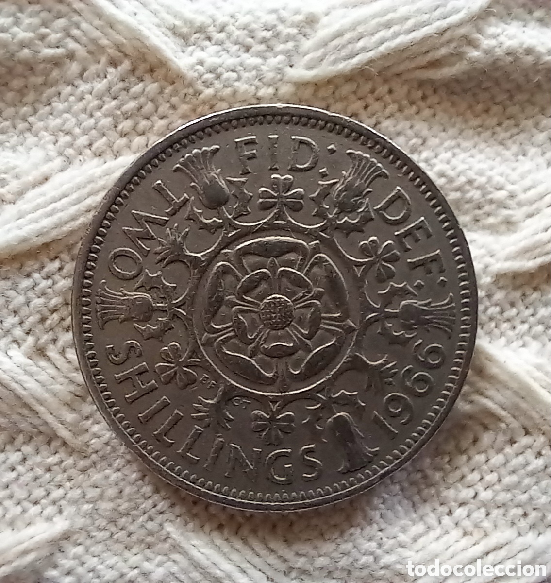 Monedas antiguas de Europa: Moneda 2 chelines (flor&iacute;n) de 1966 - Foto 1