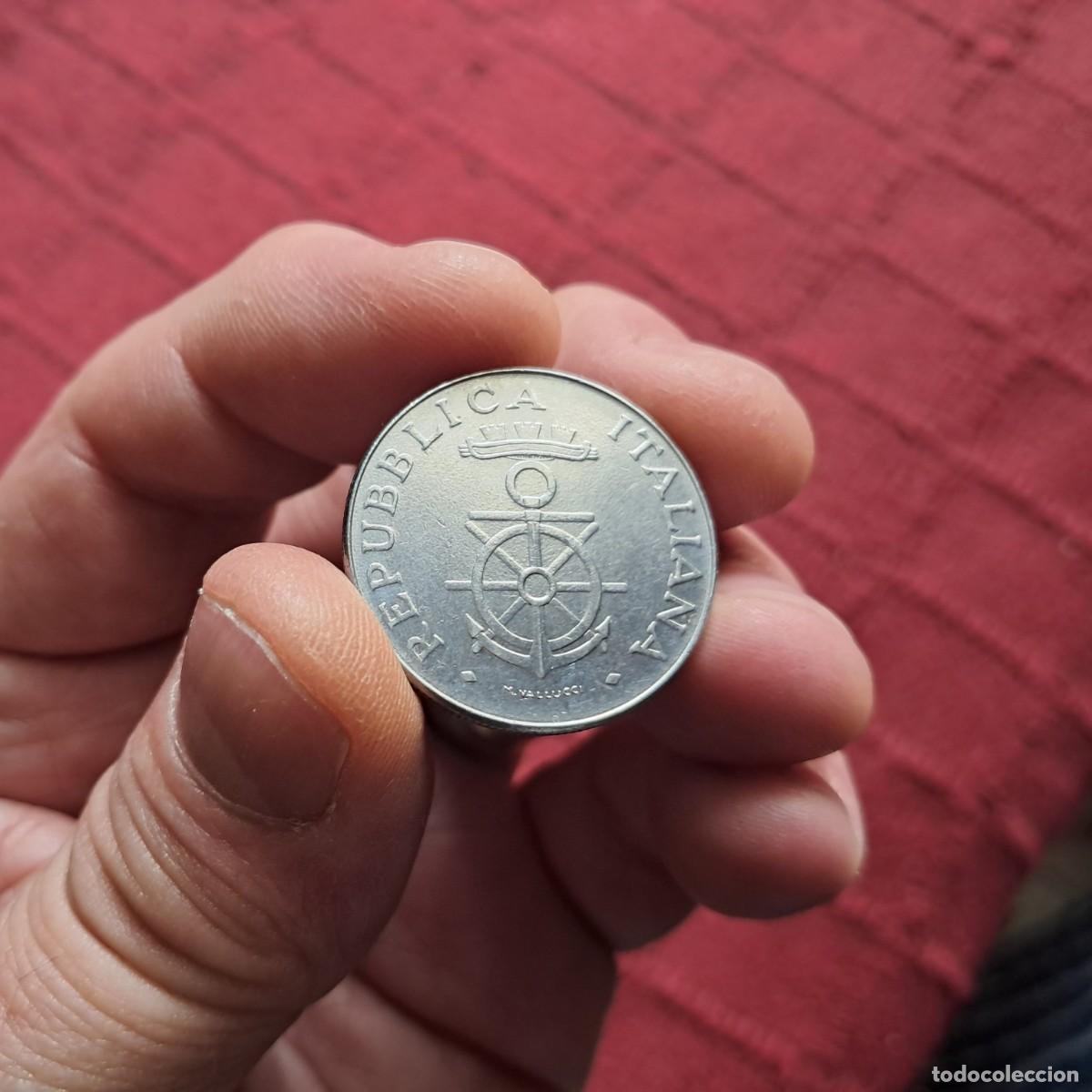 Old Coins of Europe: MONEDA 100 LIRAS DE ITALIA Academia Naval de Livorno, 1981 R, KM# 108, XF.