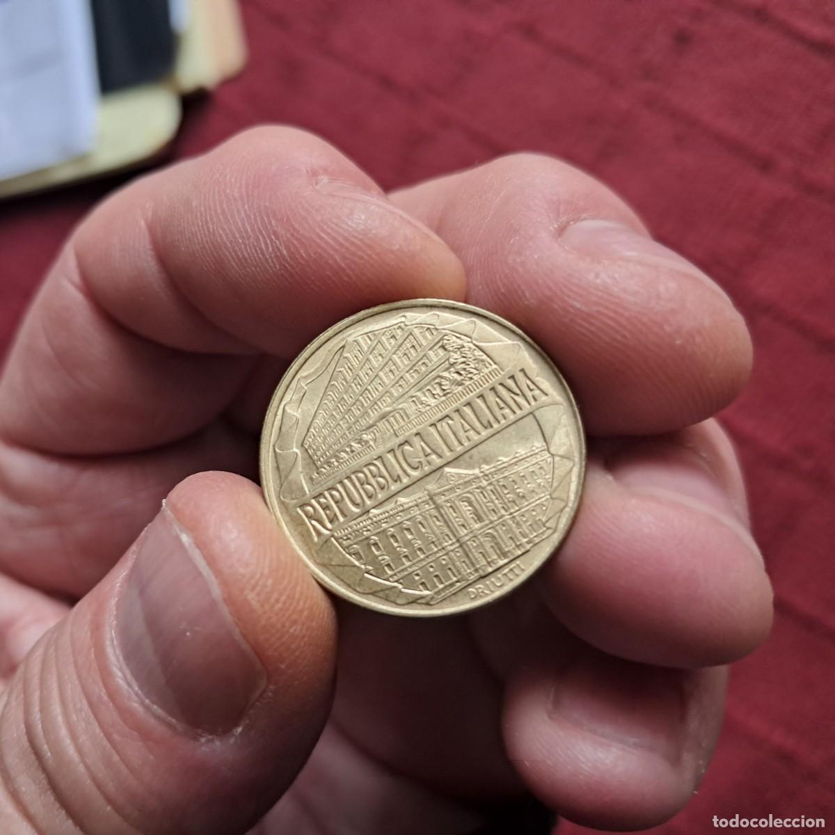 Monedas antiguas de Europa: MONEDA 200 LIRAS DE ITALIA Guardia di Finanza, 1996 R, KM# 184, VF.