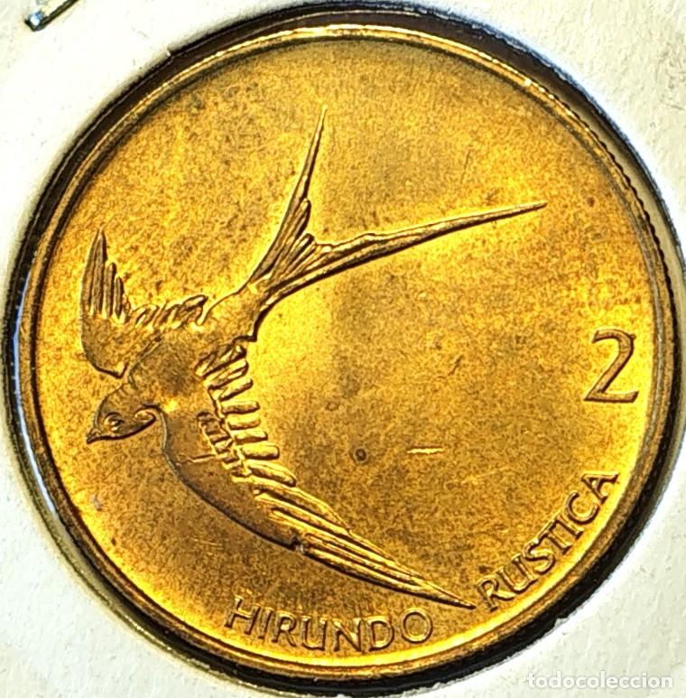 Old Coins of Europe: ESLOVENIA (1991-2006) - 2 TOLARJA 1993 - GOLONDRINA - A - 5,40 GR. LAT&Oacute;N - DIAMETRO 23 mm - MB