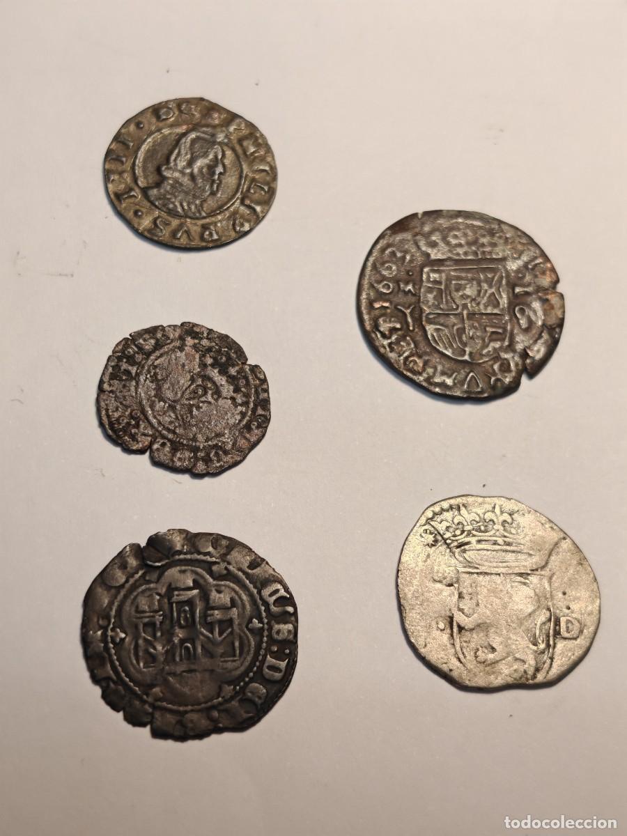 Monedas antiguas de Europa: Monedas medievales como se ven en las fotos