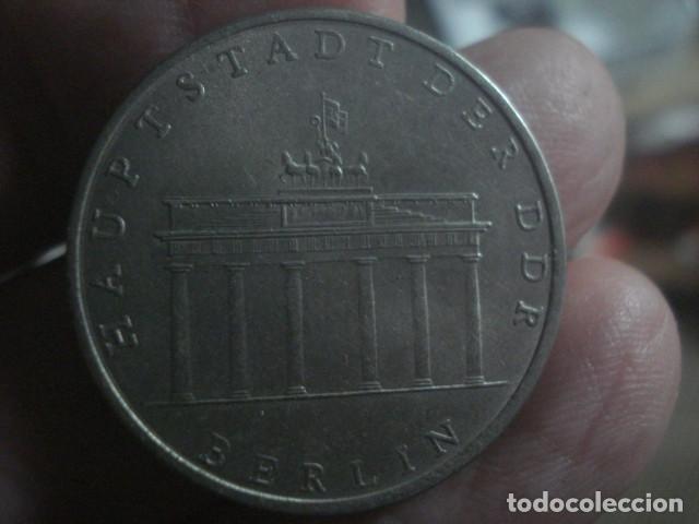 Monedas antiguas de Europa: ALEMANIA DEMOCR&Aacute;TICA 5 MARCOS -BERLIN A&Ntilde;O 1971