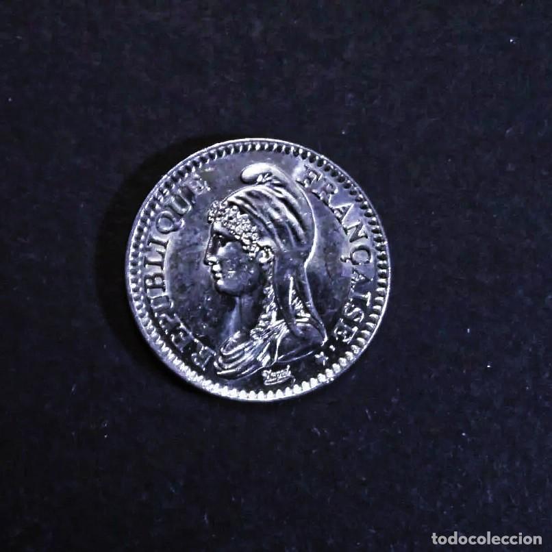 Monnaies anciennes de Europe: 5 FRANCOS DE NIQUEL DE LA REPUBLICA FRANCESA. FRANCIA. A&Ntilde;O 1973. M.B.C.- SIN CIRCULAR