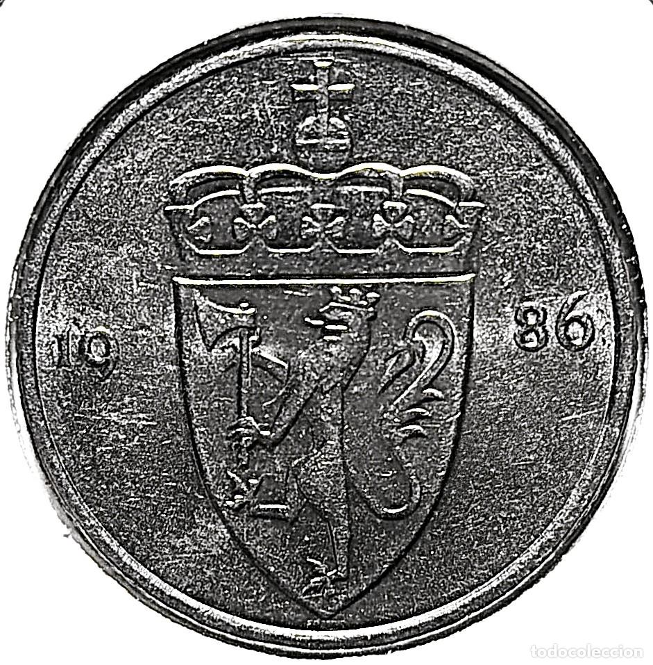 Monedas antiguas de Europa: NORUEGA (1958-1991) - 50 ORE 1986 - REY OLAF V - A - 4,80 GR. CUPRONIQUEL - DIAMETRO 22 mm - KM#418