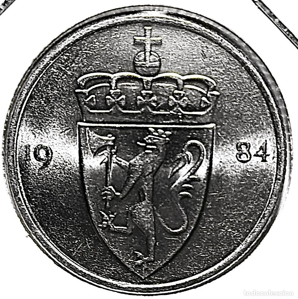Monedas antiguas de Europa: NORUEGA (1958-1991) - 50 ORE 1984 - REY OLAF V - A - 4,80 GR. CUPRONIQUEL - DIAMETRO 22 mm - KM#418