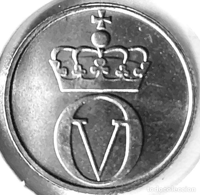 Monedas antiguas de Europa: NORUEGA (1958-1991) - 10 ORE 1972 - REY OLAF V - ABEJA - A - 1,50 GR. CUPRONIQUEL - DIAMETRO 15 mm