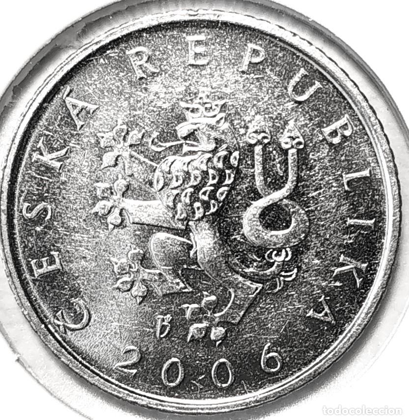 Monedas antiguas de Europa: REPUBLICA CHECA (1993-) - 1 KORUN 2006 - A - 3,60 GR ACERO NIQUELADO - DIAMETRO 20 mm - KM#7 - MB