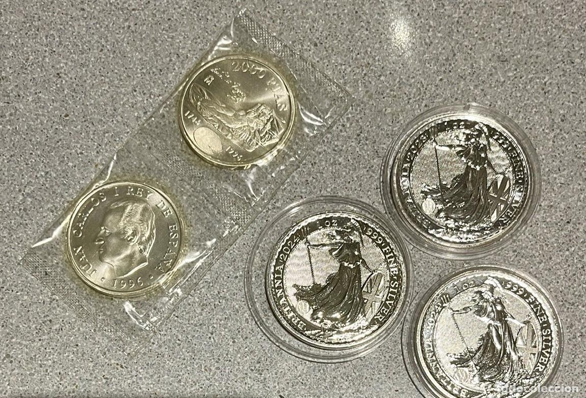 Monedas antiguas de Europa: 3 Onzas Plata Britannia y 2 monedas de Plata 2000 pesetas.