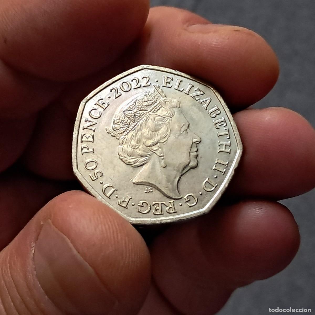 Monedas antiguas de Europa: MONEDA REINO UNIDO 50 PENCE PENIQUES 2022 - Elizabeth II (5&ordm; retrato; 50 aniv. d&iacute;a Orgullo UK) UNC.