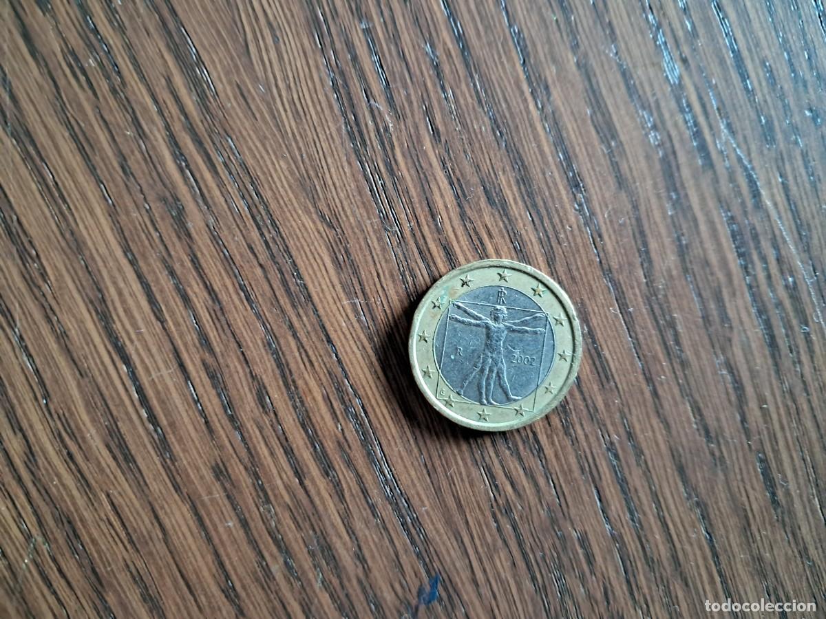 Monedas antiguas de Europa: moneda de 1 euro de Italia, a&ntilde;o 2002.