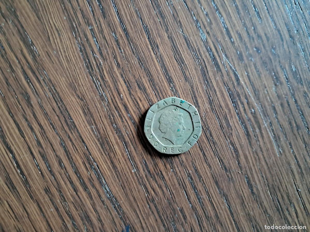 Monedas antiguas de Europa: moneda de Gran Breta&ntilde;a, 20 peniques, a&ntilde;o 1998.