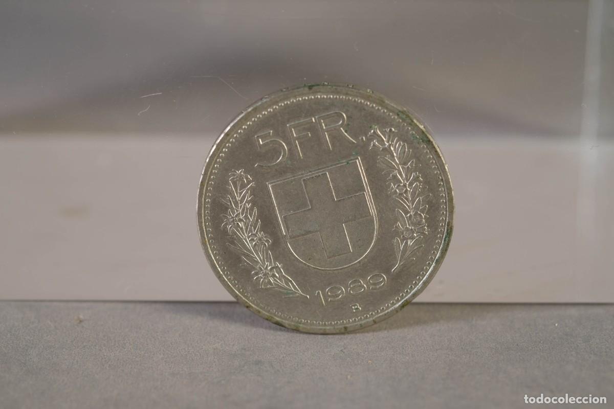 Monedas antiguas de Europa: MONEDA SUIZA DE 5 FRANCOS 1989, N&Iacute;QUEL