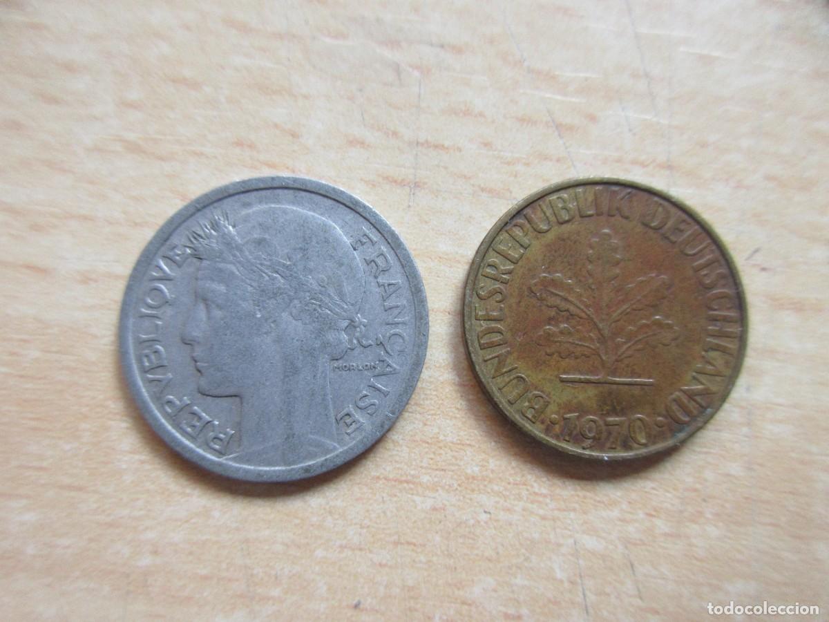 Monedas antiguas de Europa: 2 monedas diferentes variadas
