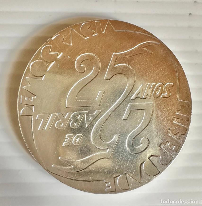 Monedas antiguas de Europa: 1000 Escudos 1999 &ndash; 25th Anniversary of the 25 April Revolution (Silver) KM# 720 UNC
