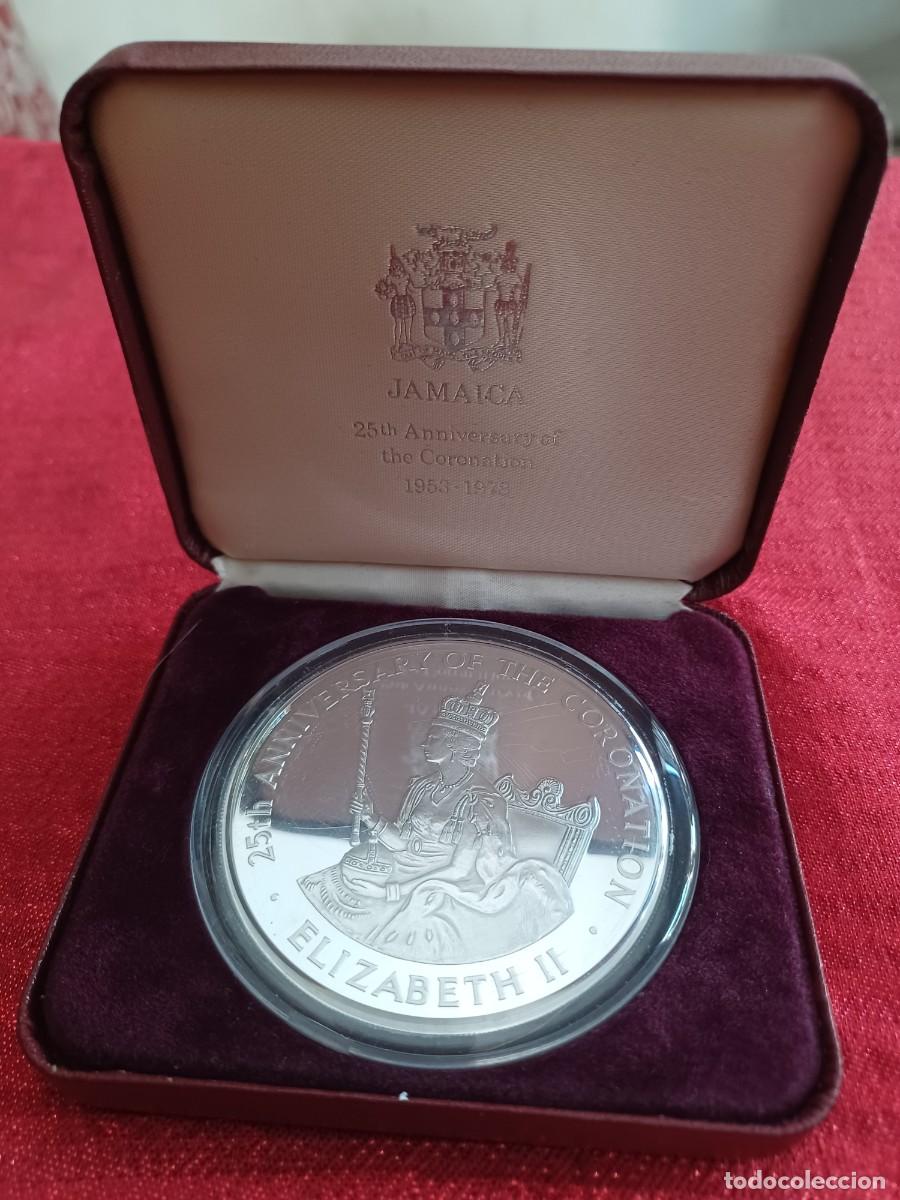 Monedas antiguas de Europa: Moneda plata 25 aniversario coronaci&oacute;n Isabel II Jamaica