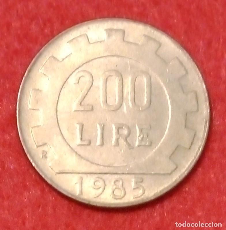 Monedas antiguas de Europa: MONEDA DE ITALIA 1985 - 200 LIRAS - N&Iacute;QUEL-LAT&Oacute;N
