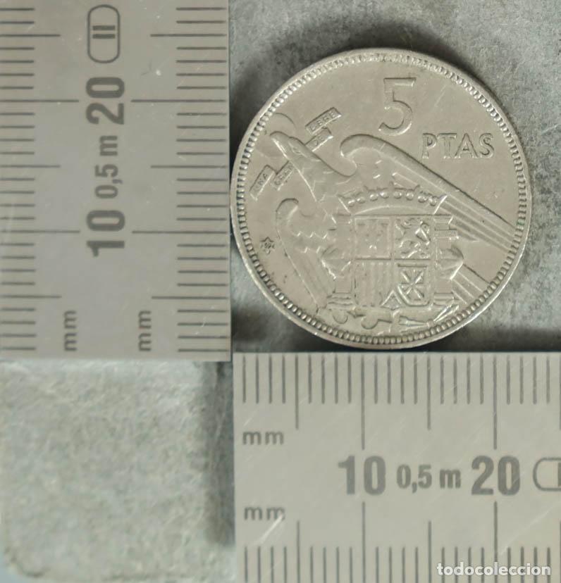 Monedas antiguas de Europa: MONEDA. 5 Pesetas - Espa&ntilde;a - Francisco Franco - Caudillo de Espa&ntilde;a 1957