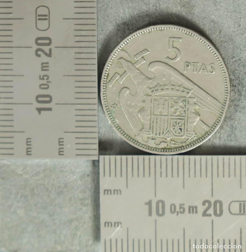 Monedas antiguas de Europa: MONEDA. 5 Pesetas - Espa&ntilde;a - Francisco Franco - Caudillo de Espa&ntilde;a por la G. de Dios 1957