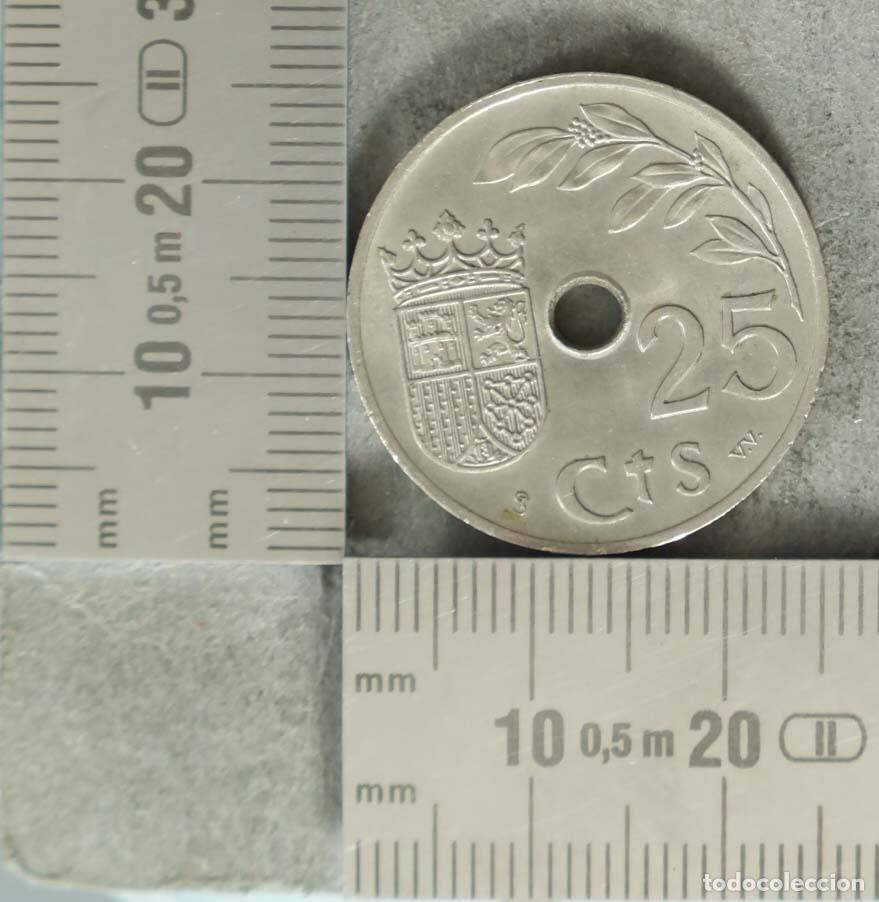 Monedas antiguas de Europa: Moneda. 25 C&eacute;ntimos - Espa&ntilde;a - II a&ntilde;o Triunfal - Francisco Franco 1937