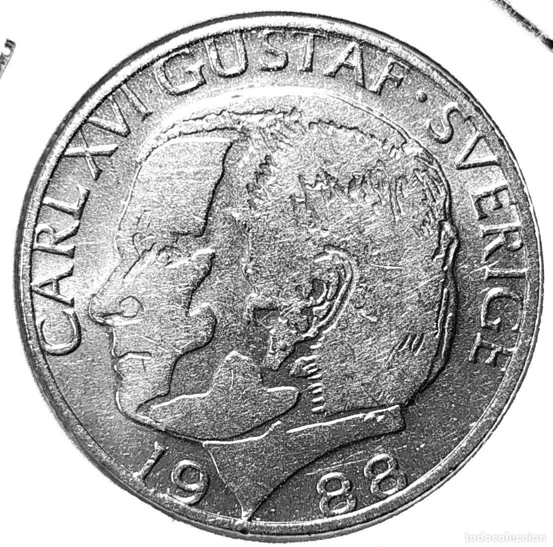 Monedas antiguas de Europa: SUECIA (1975-) - 1 CORONA 1988 D - REY CARL XVI GUSTAF - A - 7 GR. COBRE NIQUELADO - DIAMETRO 25 mm