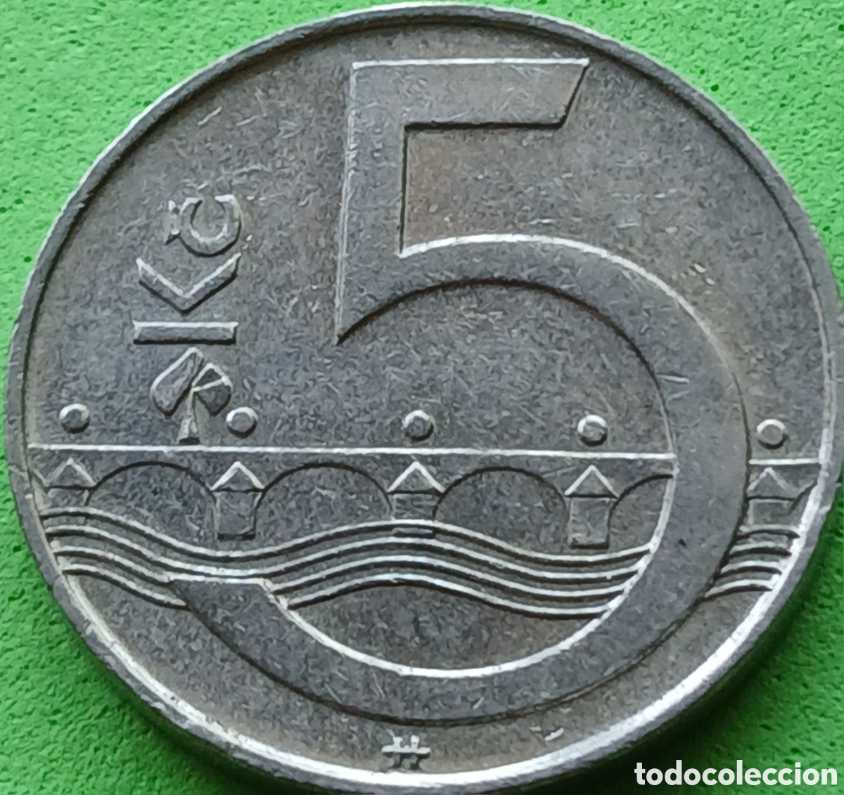 Monedas antiguas de Europa: Rep&uacute;blica Checa 5 coronas 2002 km#8