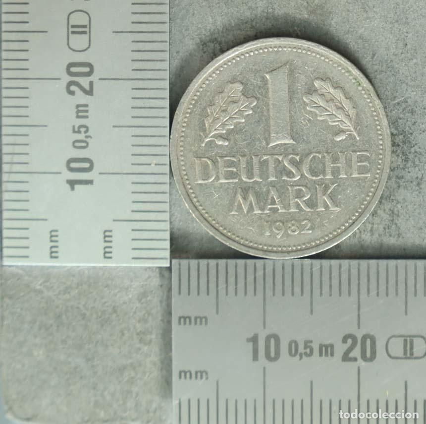 Alte M&uuml;nzen aus Europa: MONEDA. 1 Deutsche Mark - Alemania Occidental - Hojas de Roble 1982